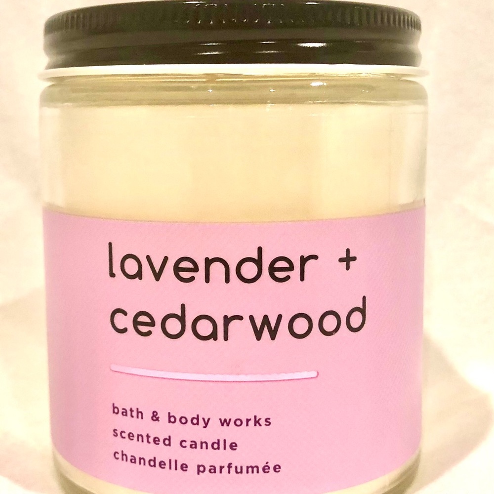 Bath & Body Works LAVENDER & CEDARWOOD Candle +GWP